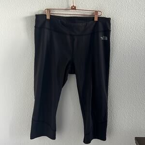 The North Face Black Flash Dry 3/4 Pants Hiking Outdoor Exercise Athletic Pants